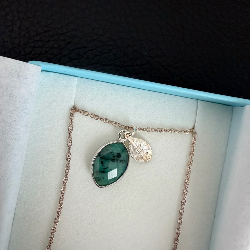 NWT Boutique Emerald E Initial Silver Necklace